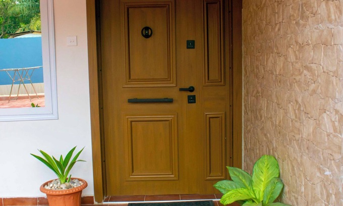 Abelemkpe House | Charming 3-BDRM house-Outdoor lounge-ACs-Internet-Gated Self compound in Accra