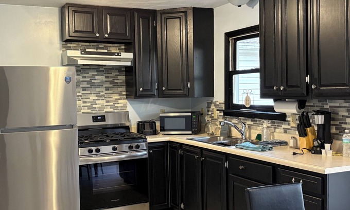 Vestal House | Charming 3-bed 1.5 bath country house with WiFi, AC in south Vestal