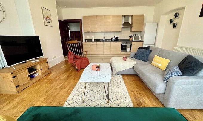Calder Bridge Apartment | Charming 3-Bed Coastal Retreat