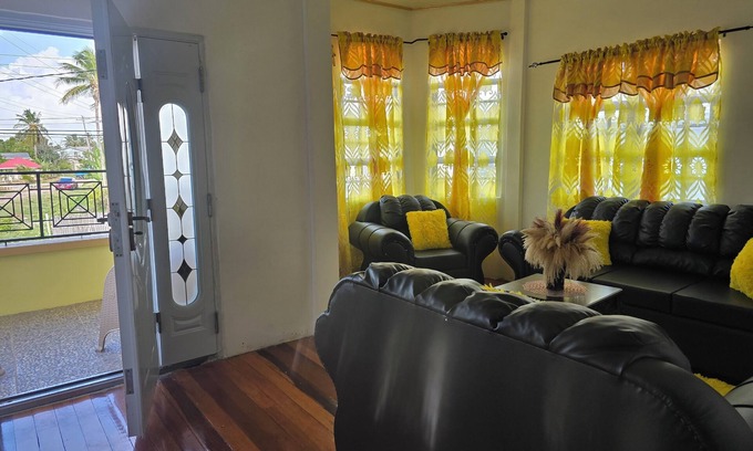 Demerara-Mahaica House | Charming 3-bedroom house with AC and WiFi in gorgeous Demerara-Mahaica