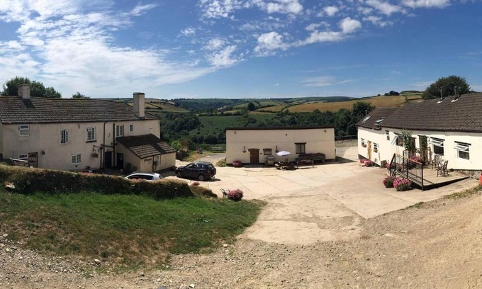 Exmoor National Park House | Charming 3-Bed House on Exmoor