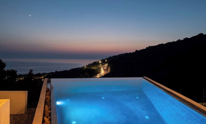 Utjeha Villa | Charming 3-bedroom villa with WiFi, AC in quaint Bar Municipality
