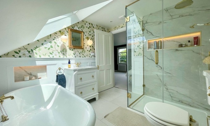 Mortlake House | Charming 3-Bedroom House in Richmond