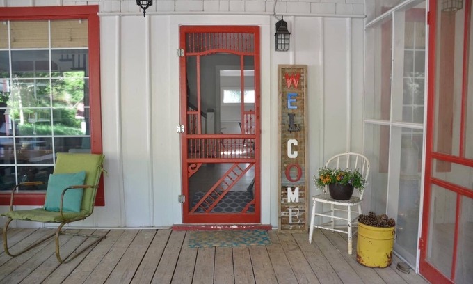 Beulah Other | Charming 3-bedroom farmhouse in enjoyable Beulah Valley with fitness room, WiFi