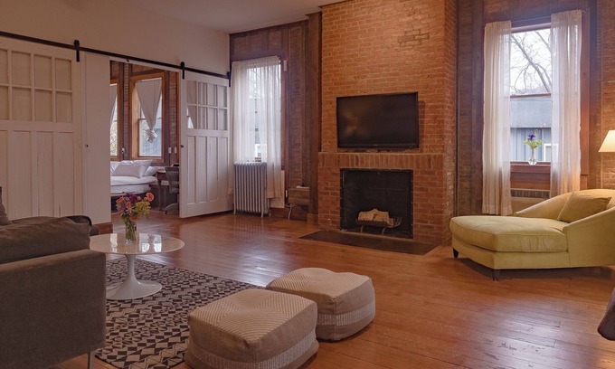 Beacon Apartment | Charming 3-bedroom apartment in delightful Beacon with Chef's Kitchen