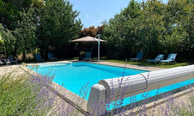 Saint-Brice Cottage | Charming 3-bedroom cottage with a large garden and pool in the Entre-deux-Mers.