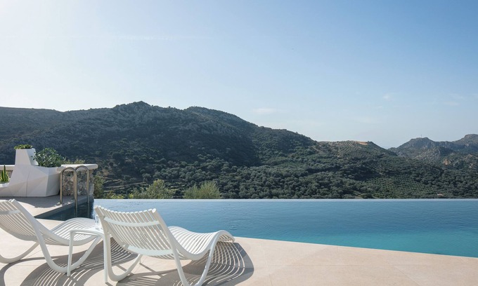 Kantanos-Selino Villa | Charming 3-bedroom villa in delightful Palaiochora with fitness room,