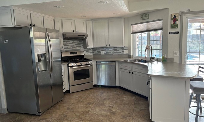 Sacramento House | Charming 3-bedroom house in beautiful Sacramento near Sac State