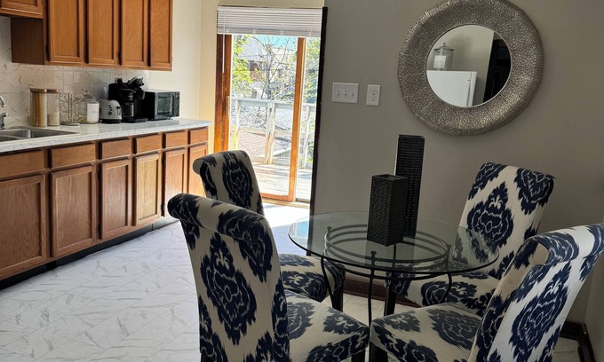 West Allis House | Charming 3-bedroom house with AC and WiFi in West Allis perfect for pets& family