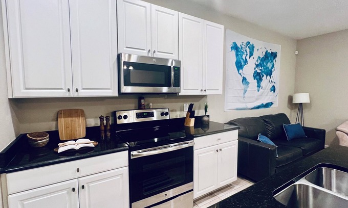 Riverview House | Charming 3-bedroom home W/Pool
