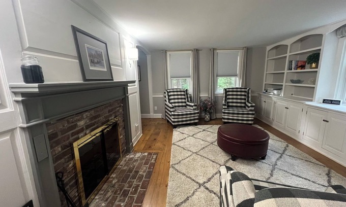 Wolfeboro House | Charming 3-bedroom house with AC in Wolfeboro walking distance to the beach