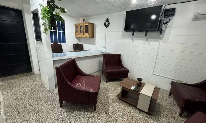Playa San Diego House | Charming 3-bedroom house with AC, WiFi. Near Surf City & La Libertad Beaches!
