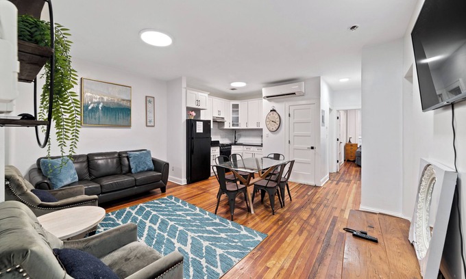 Crown Heights House | Charming 3-Bedroom House in Delightful Brooklyn with Wi-Fi & AC
