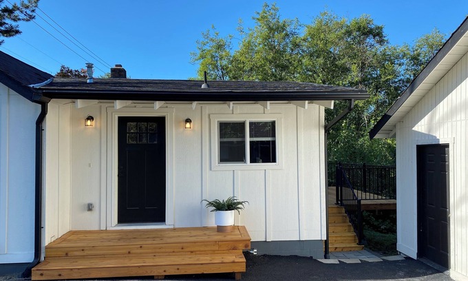 Puyallup House | Charming 3-bedroom house in Puyallup with WiFi, AC