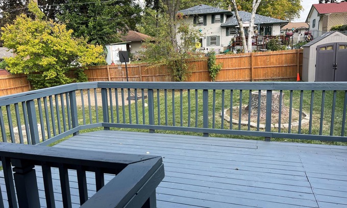 Rockford House | Charming 3-bedroom house with WiFi, AC in Rockford