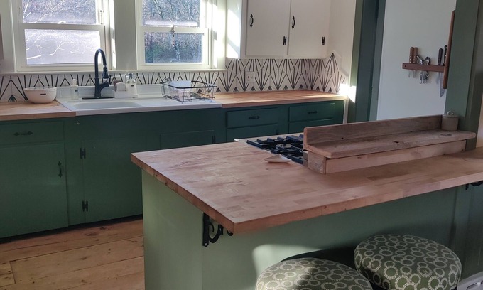 Westport House | Charming 3-bedroom house in Westport. Pet-Friendly!
