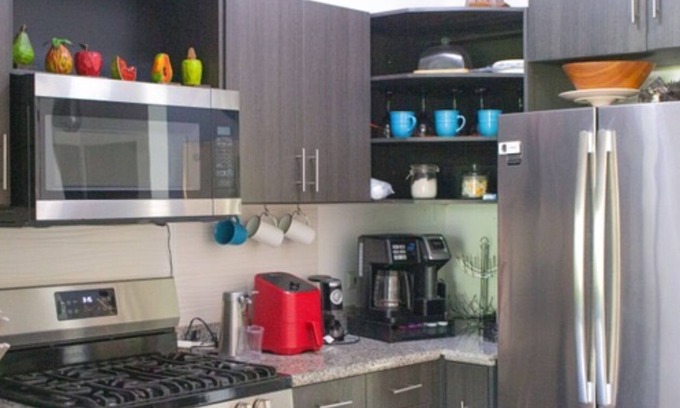 Coatepeque House | Charming 3-bedroom house in delightful Lourdes with WiFi, AC