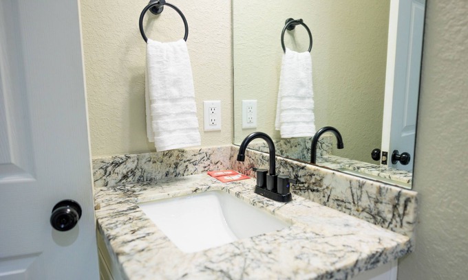 Northeast Houston House | Charming 3-bedroom house in Houston