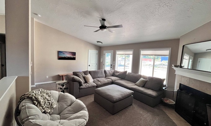 Beaver House | Charming 3-bedroom house In Beaver Ut.