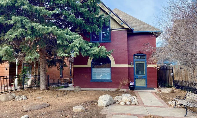 Speer House | Charming 3-bedroom house w/WiFi and AC in Denver in vibrant restaurant district