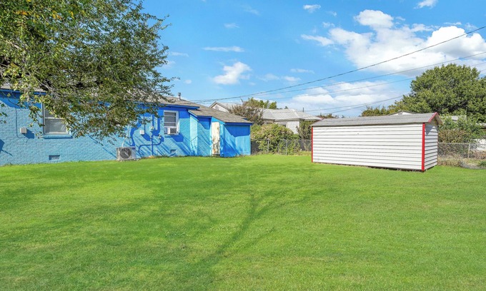 Lawton House | Charming 3-bedroom house in Lawton with WiFi and AC