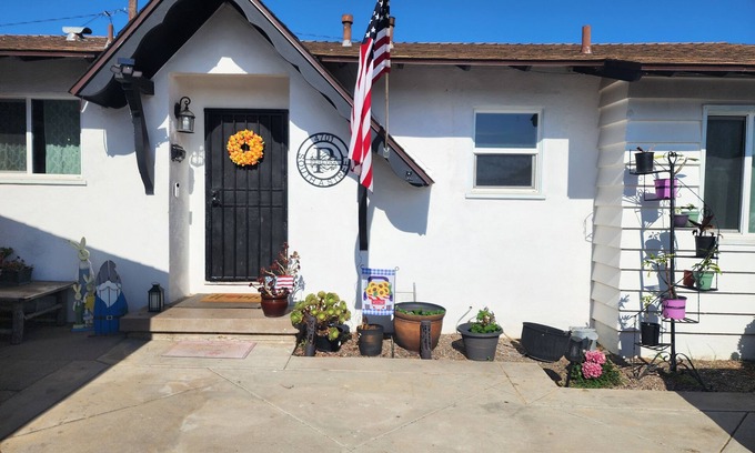 Oxnard House | Charming 3-bedroom house in fabulous Oxnard with WiFi
