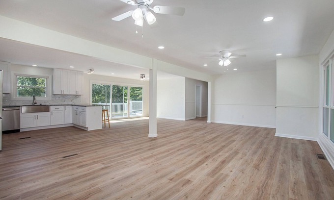 Calhoun House | Charming 3-bedroom house with AC and WiFi in Resaca