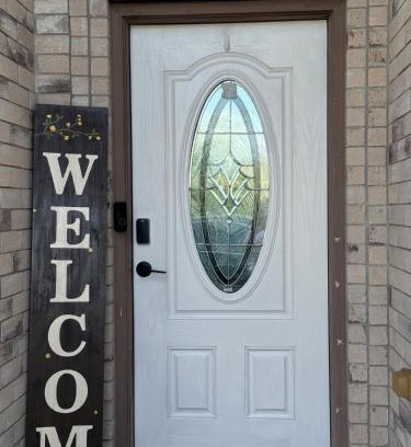 Brownsville House | Charming 3-Bedroom Retreat in Prime Neighborhood