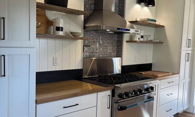Mantua Other | Charming 3-bedroom recently renovated 140 years old farmhouse in Mantua.