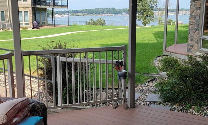 Arnolds Park Condo | Charming 3-bedroom condo in terrific Arnolds Park