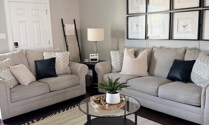Lake Charles House | Charming 3-bedroom townhome near Downtown and Lakefront Lake Charles