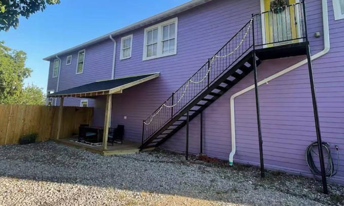 Florida Area House | Charming 3-bedroom house with WiFi and AC in New Orleans