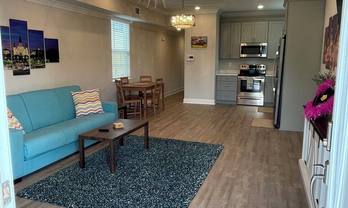 Faubourg Delassize House | Charming 3-bedroom house with WiFi, AC in terrific New Orleans