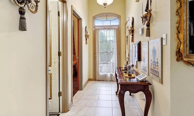 Algiers House | Charming 3-bedroom house in awesome New Orleans with AC, WiFi