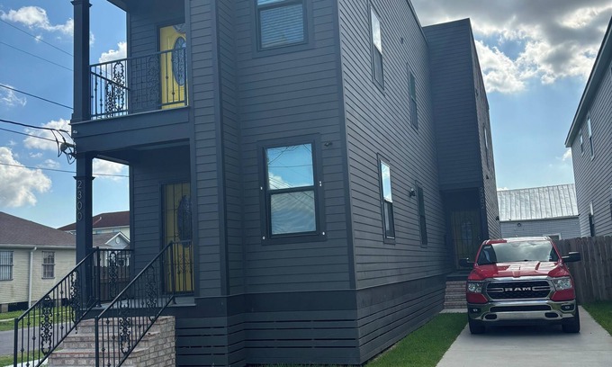 Seventh Ward House | Charming 3-bedroom house in fabulous New Orleans with WiFi, AC