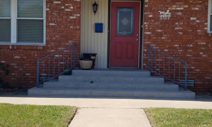 Central Oklahoma City House | Charming 3-bedroom house in brilliant Oklahoma City with AC, WiFi