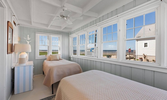 Middlesex County Cottage | Charming 3-bedroom cottage in Old Saybrook with WiFi and AC