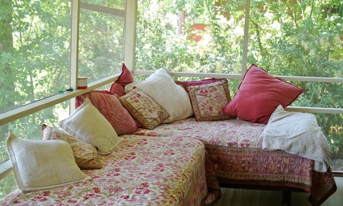 Spirit Lake Cabin | Charming 3 Bedroom Cabin on Spirit Lake