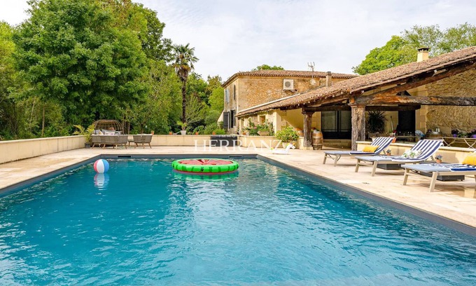 Fronsac Villa | Charming 3-bedroom villa with pool and AC in fabulous Fronsac accross a river