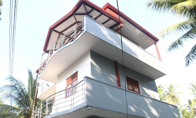 Dodanduwa Villa | Charming 3 bedroomnvilla 61 with AC, wifi and full package services