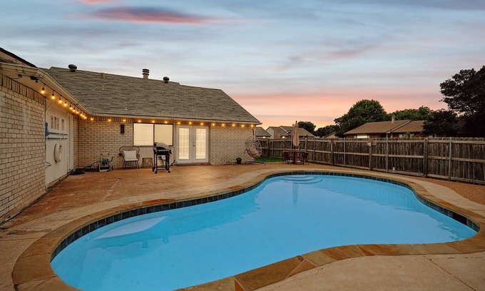 Plano House | Charming 3 Bedrooms, Escape w Pool, Yard, Foosball