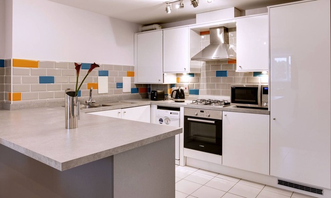 Bishop's Stortford Apartment | Charming 3BR Penthouse in Bishop's Stortford