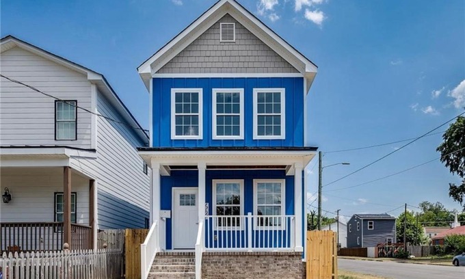 Mosby House | Charming 3Bedroom Home in Vibrant Church Hill - Walk to Parks and Dining