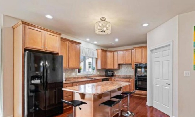 Newington House | Charming 3beds single house near DC