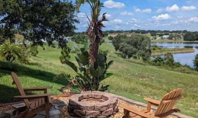 Dundee House | Charming 4/3 in the Heart of Central Florida Upgraded appliances and furnishings
