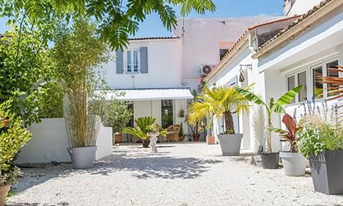 Saint-Just-Luzac Villa | Charming 4-bedroom villa 10 minutes from Ile d'Oléron beaches ⭐All inclusive⭐