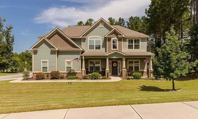 Grovetown House | Charming 4-bedroom, 3 bathroom house situated close to the Augusta National.
