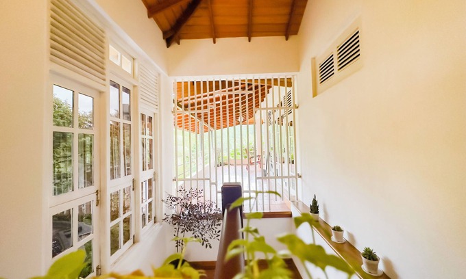 Kandy Bed & Breakfast | Charming 4-bedroom bed & breakfast in lovely Hindagala with WiFi, AC
