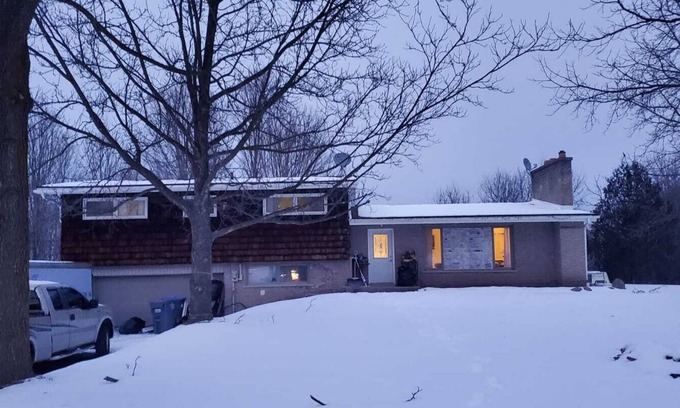 Caledon House | Charming 4-bedroom house in Caledon East with WiFi, AC
