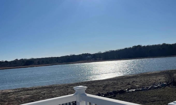 Biddeford Pool House | Charming 4-bedroom cape on Hills Beach Road